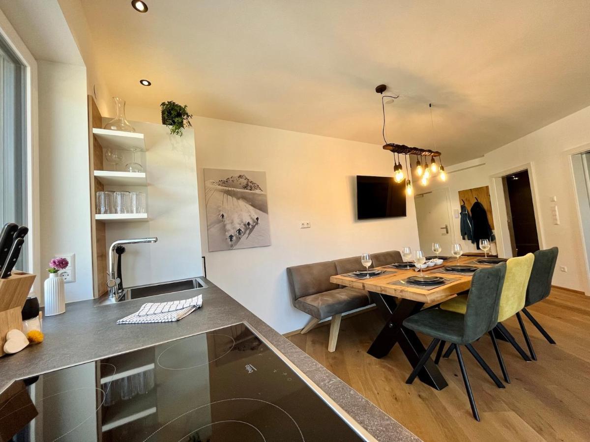 Alpin Art Appartements Grobming Buitenkant foto