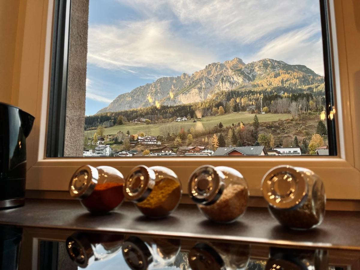 Alpin Art Appartements Grobming Buitenkant foto